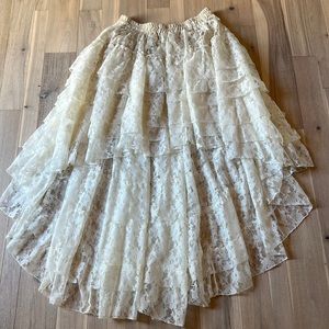 Ivory Lace Hi-Lo Skirt!